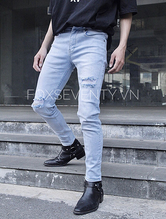 Tổng hợp 09 mẫu quần jeans nam kẻ sọc mới lạ cho bạn - Coolmate